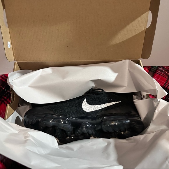 WOMEN'S NIKE AIR VAPORMAX 2023 - Picture 5 of 6